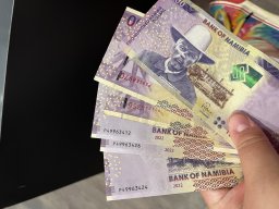 200 Namibische Dollar (10€)