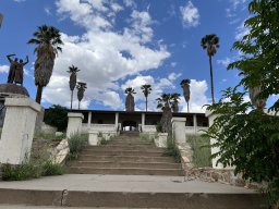 Alte Feste - Fronansicht